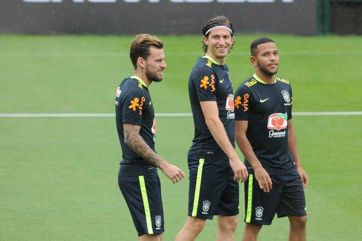 Em ltimo treino na Cidade do Galo, Seleo Brasileira deu sequncia  preparao para o duelo diante do Peru