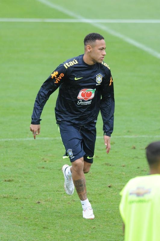 Em ltimo treino na Cidade do Galo, Seleo Brasileira deu sequncia  preparao para o duelo diante do Peru