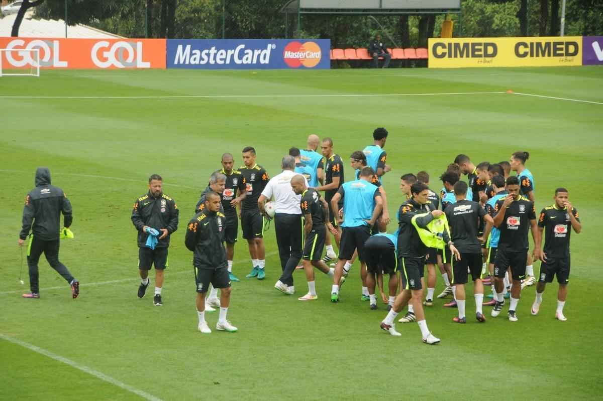 Em ltimo treino na Cidade do Galo, Seleo Brasileira deu sequncia  preparao para o duelo diante do Peru