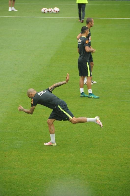 Em ltimo treino na Cidade do Galo, Seleo Brasileira deu sequncia  preparao para o duelo diante do Peru