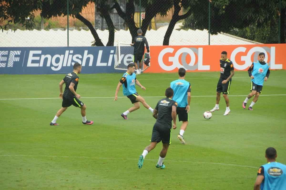 Em ltimo treino na Cidade do Galo, Seleo Brasileira deu sequncia  preparao para o duelo diante do Peru