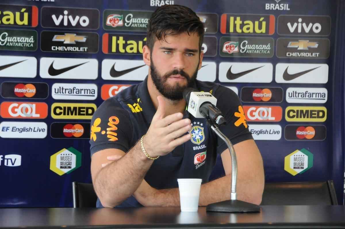 Em ltimo treino na Cidade do Galo, Seleo Brasileira deu sequncia  preparao para o duelo diante do Peru