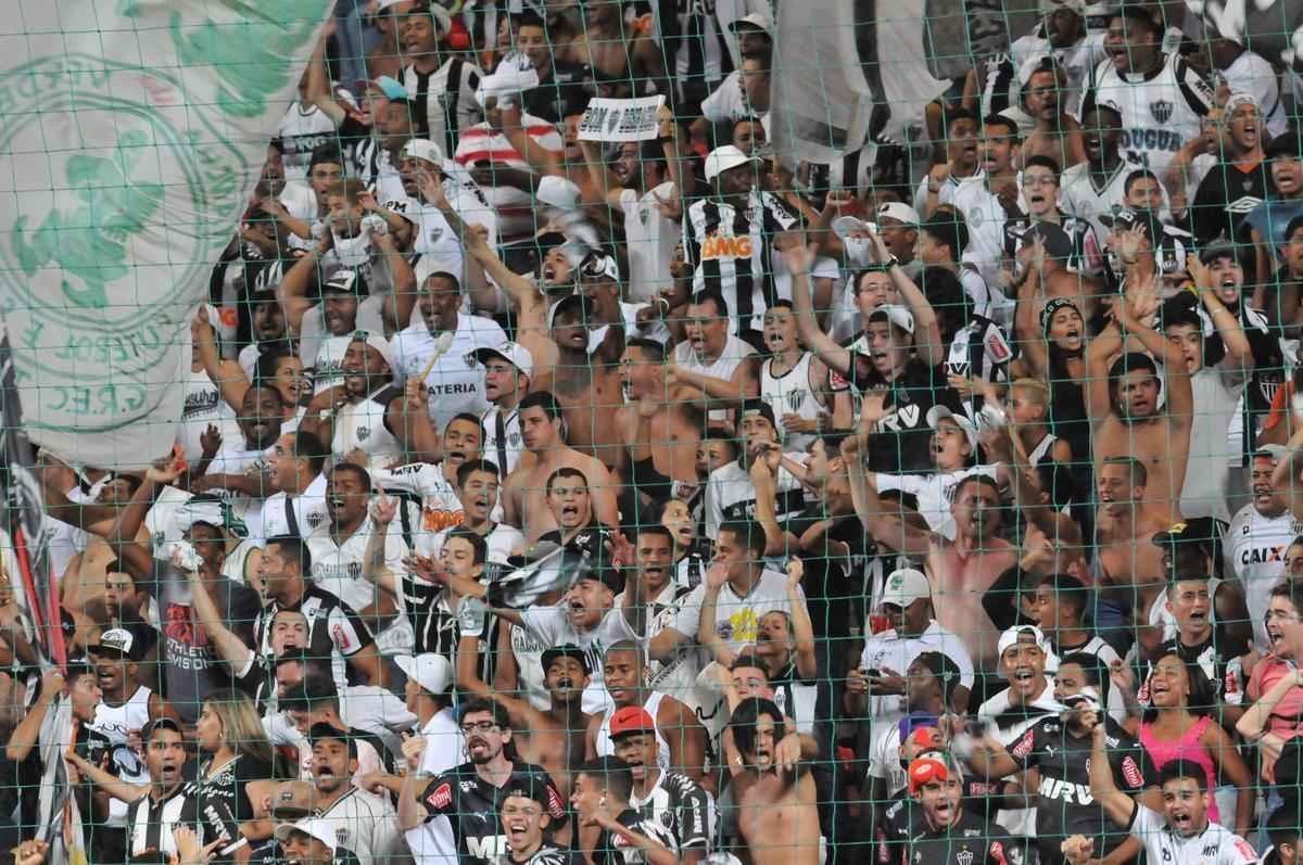 Imagens da partida entre Atltico e Palmeiras, no Independncia, pela 35 rodada do Brasileiro