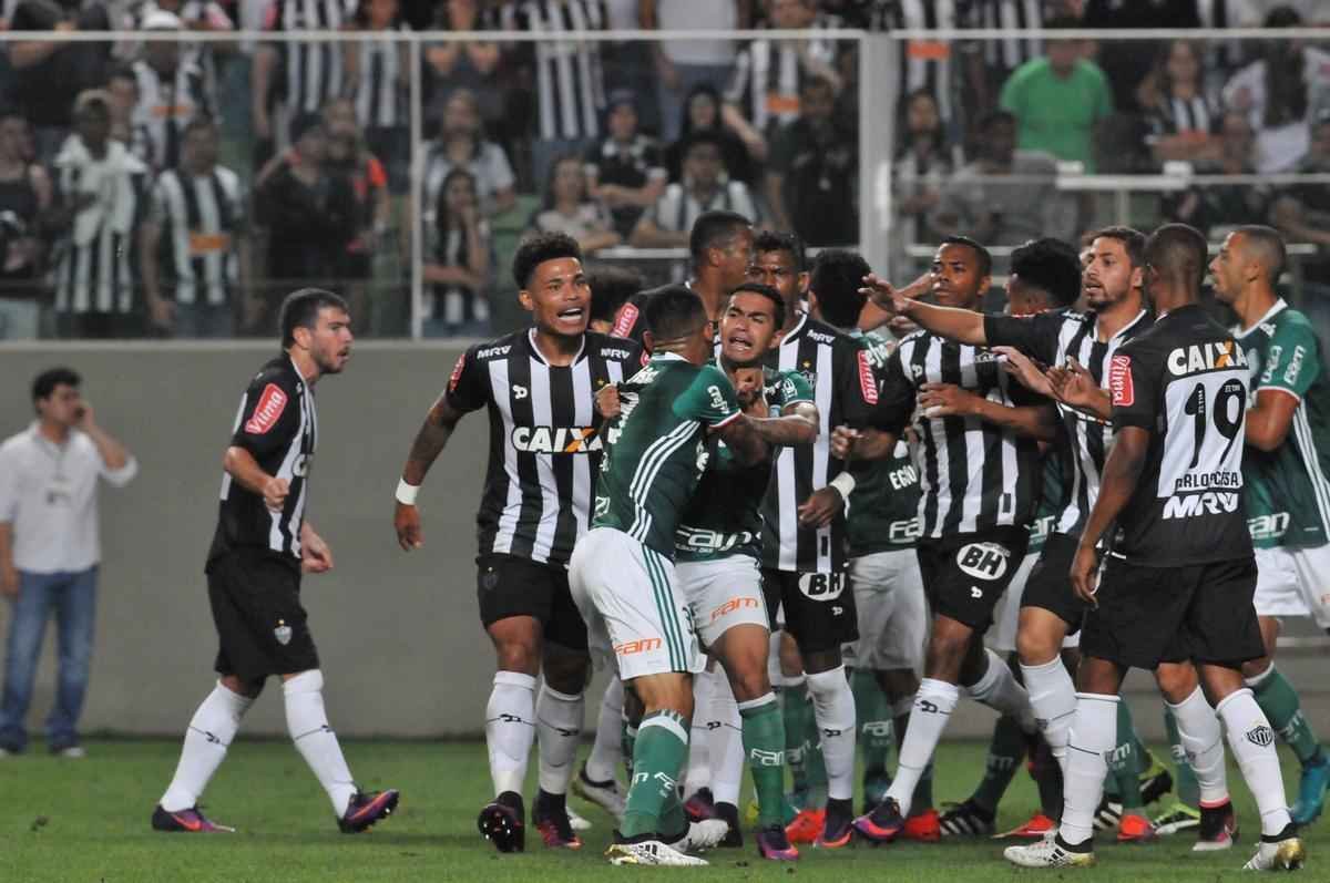 Imagens da partida entre Atltico e Palmeiras, no Independncia, pela 35 rodada do Brasileiro