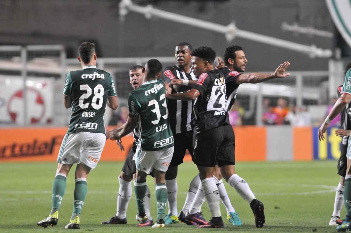Imagens da partida entre Atltico e Palmeiras, no Independncia, pela 35 rodada do Brasileiro