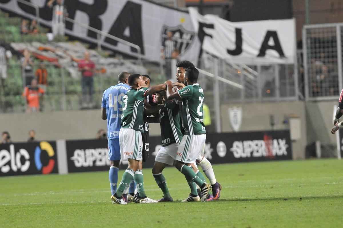 Imagens da partida entre Atltico e Palmeiras, no Independncia, pela 35 rodada do Brasileiro