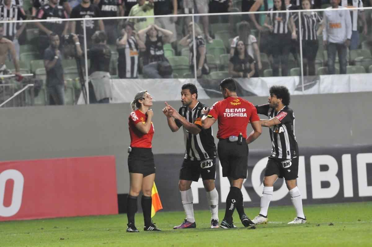 Imagens da partida entre Atltico e Palmeiras, no Independncia, pela 35 rodada do Brasileiro