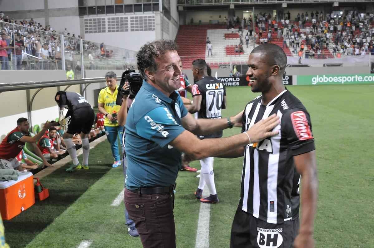 Treinador comandou o Atltico na conquista da Libertadores de 2013 e agora est no Palmeiras