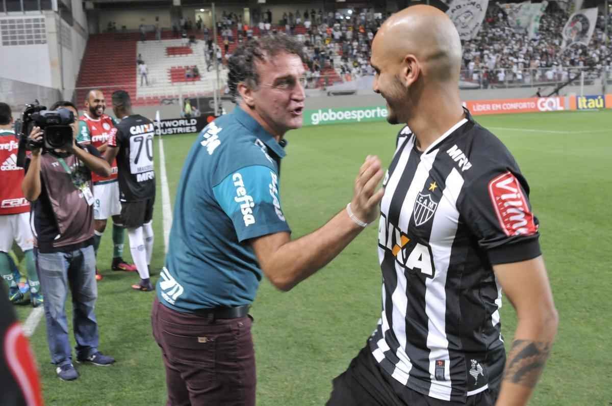 Treinador comandou o Atltico na conquista da Libertadores de 2013 e agora est no Palmeiras