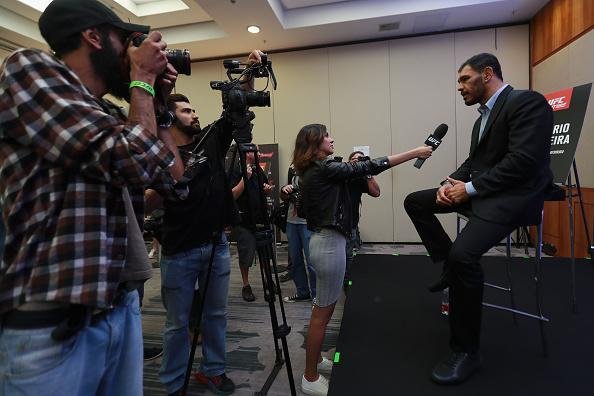 Media Day do UFC em So Paulo - Rogrio Minotouro concede entrevista