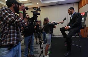 Media Day do UFC em So Paulo - Rogrio Minotouro concede entrevista