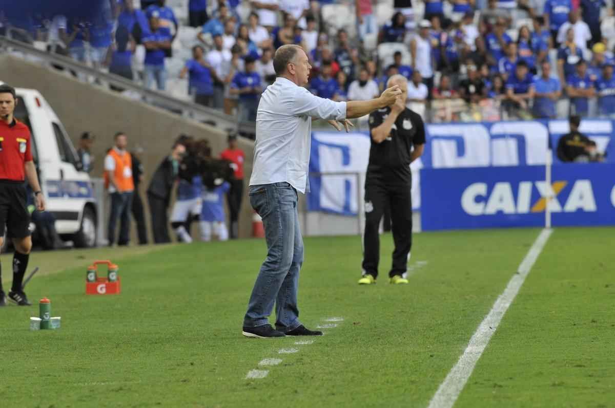 Confira imagens da partida entre Cruzeiro x Santos, no Mineiro