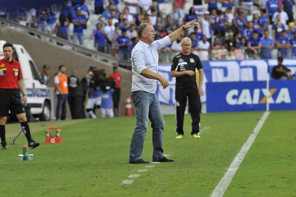 Confira imagens da partida entre Cruzeiro x Santos, no Mineiro