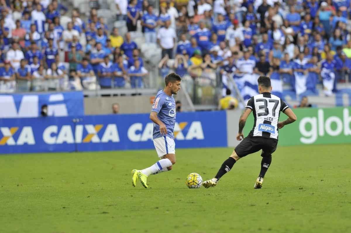 Confira imagens da partida entre Cruzeiro x Santos, no Mineiro