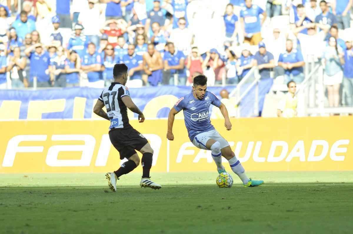 Confira imagens da partida entre Cruzeiro x Santos, no Mineiro