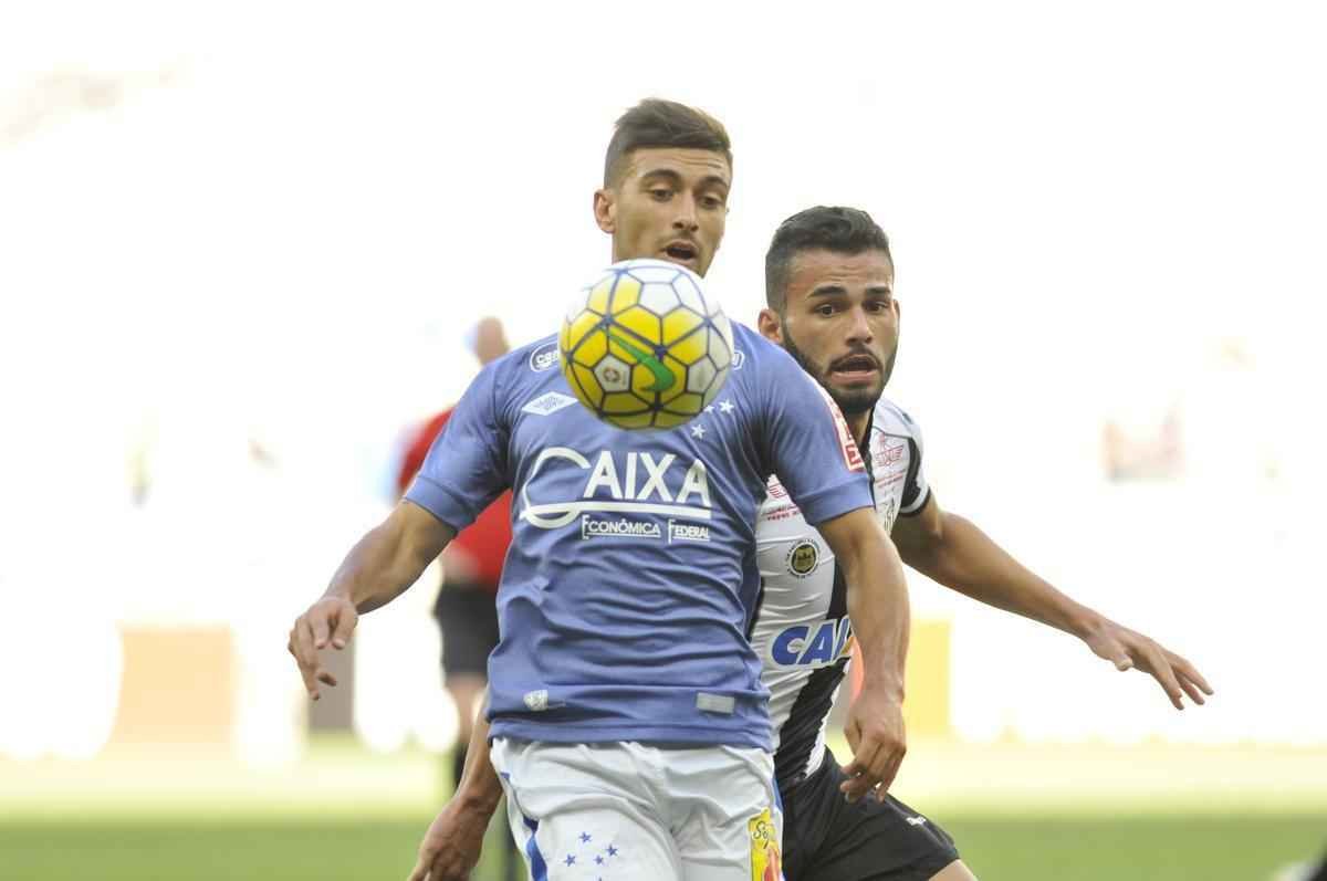 Confira imagens da partida entre Cruzeiro x Santos, no Mineiro