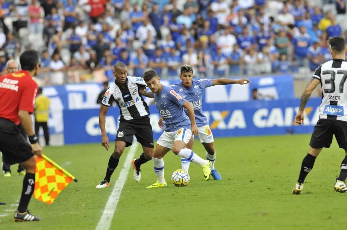 Confira imagens da partida entre Cruzeiro x Santos, no Mineiro