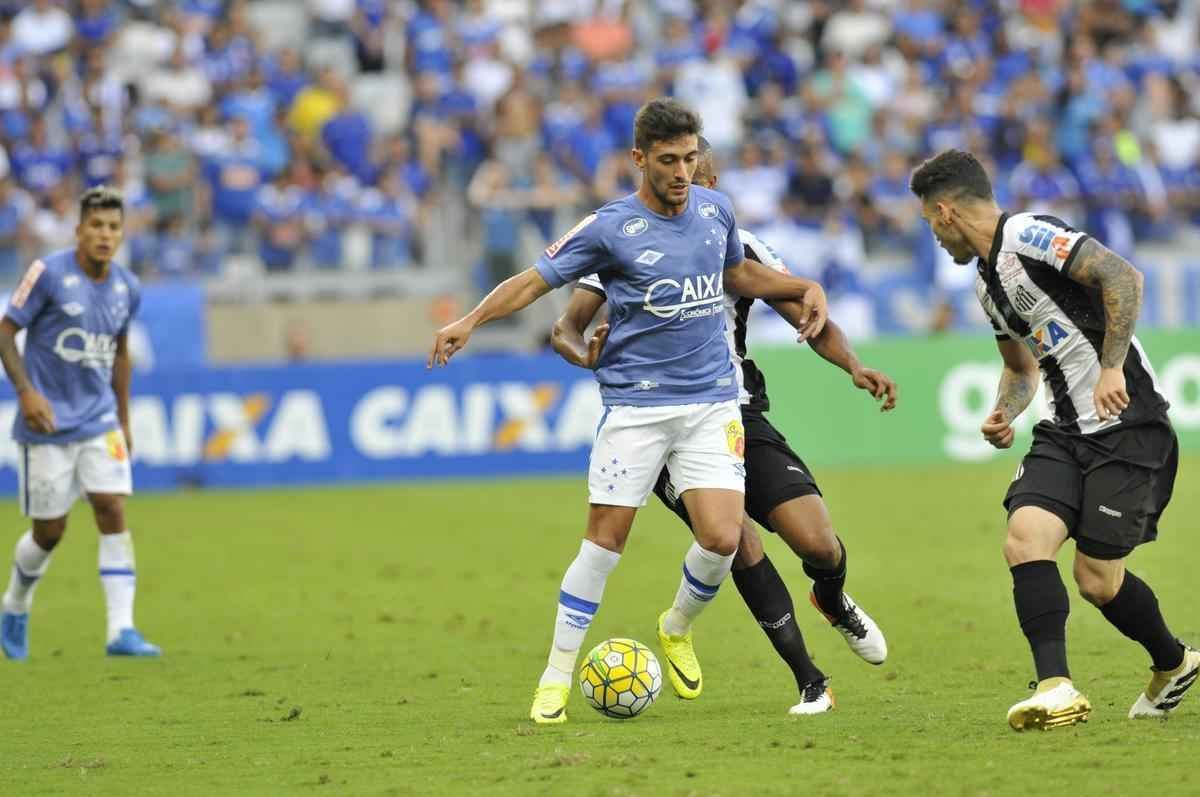 Confira imagens da partida entre Cruzeiro x Santos, no Mineiro