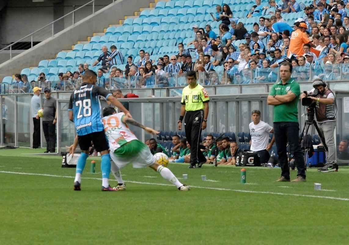 Amrica visitou o Grmio, no Rio Grande do Sul, e saiu derrotado por 3 a 0