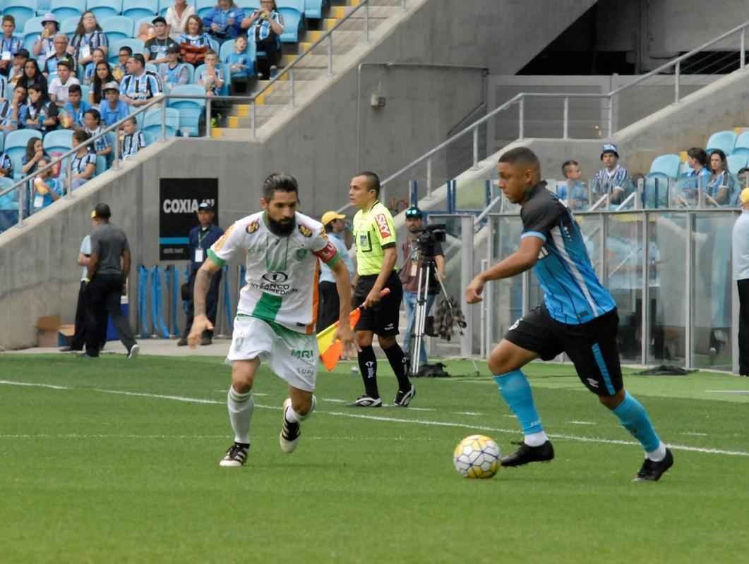 Amrica visitou o Grmio, no Rio Grande do Sul, e saiu derrotado por 3 a 0
