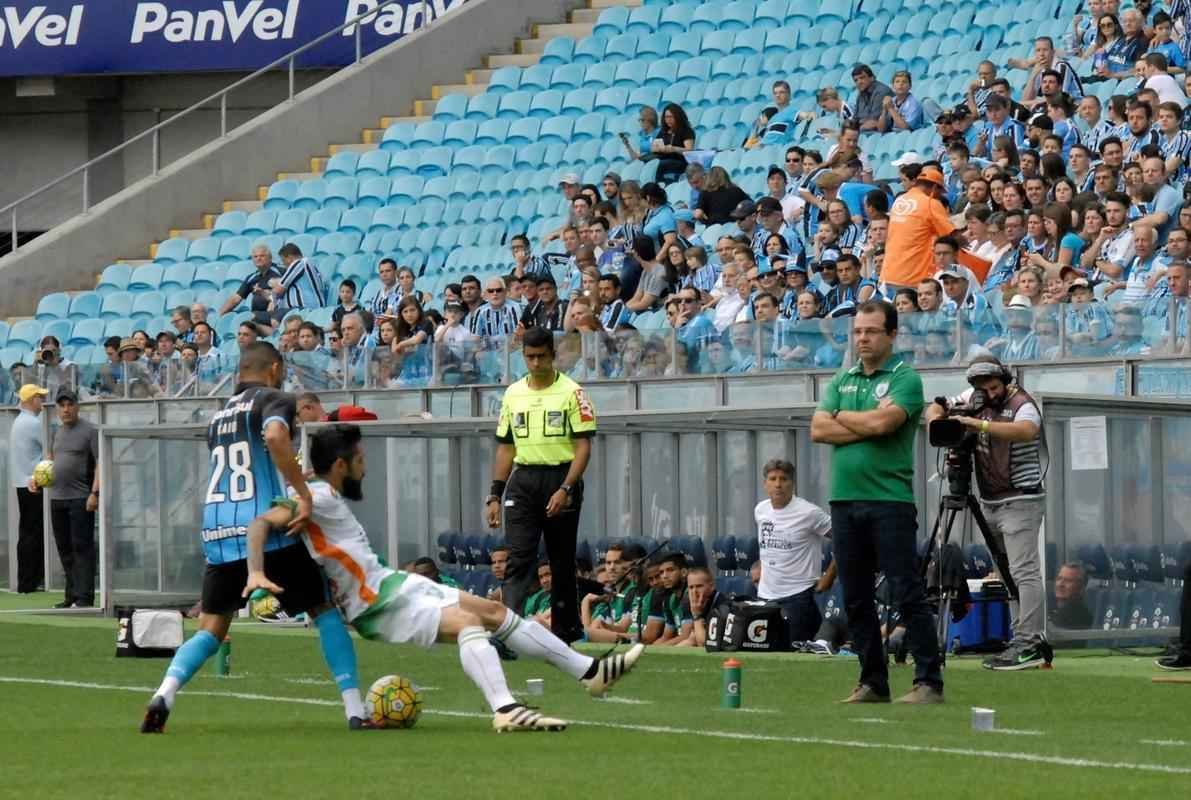 Amrica visitou o Grmio, no Rio Grande do Sul, e saiu derrotado por 3 a 0