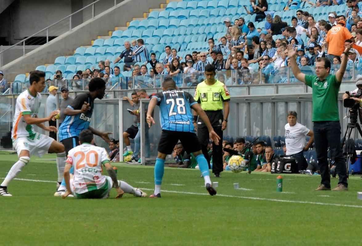Amrica visitou o Grmio, no Rio Grande do Sul, e saiu derrotado por 3 a 0
