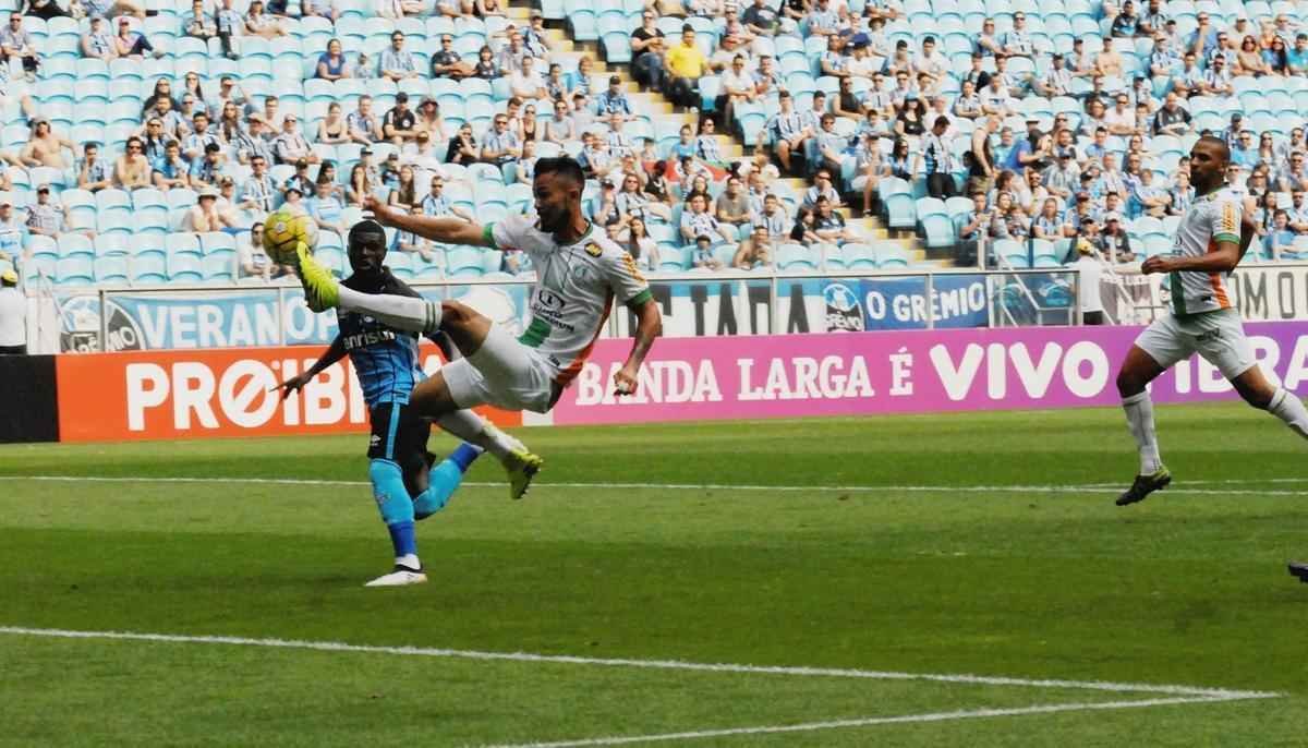 Amrica visitou o Grmio, no Rio Grande do Sul, e saiu derrotado por 3 a 0