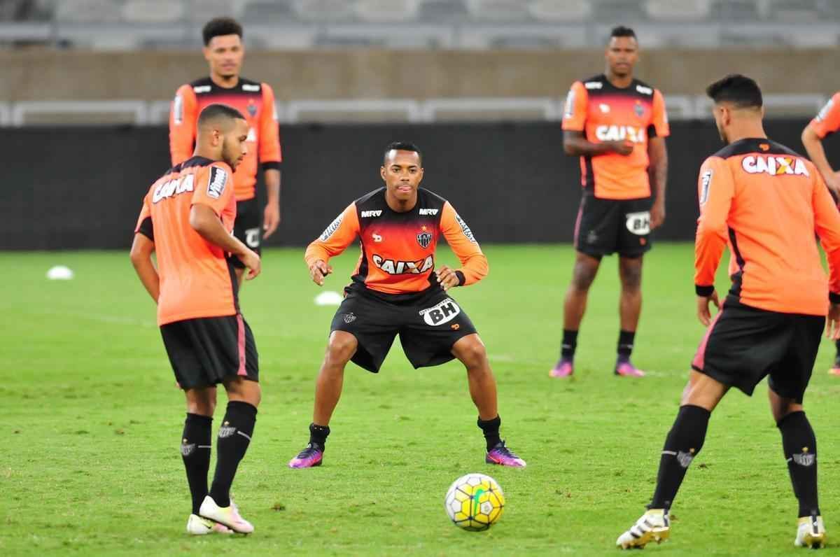 Imagens do treino do Atltico no Mineiro