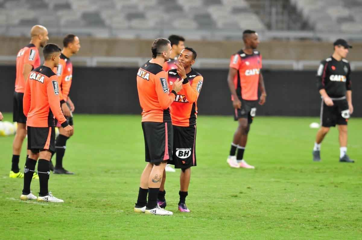 Imagens do treino do Atltico no Mineiro