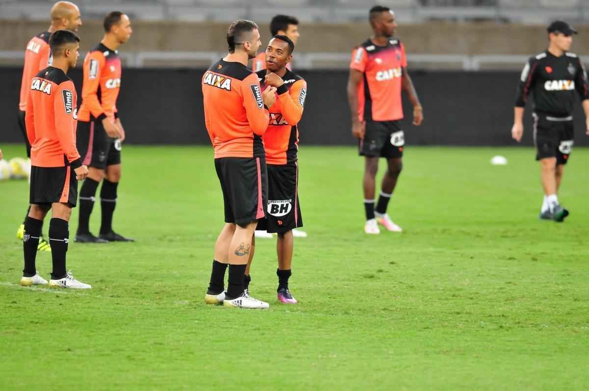 Imagens do treino do Atltico no Mineiro