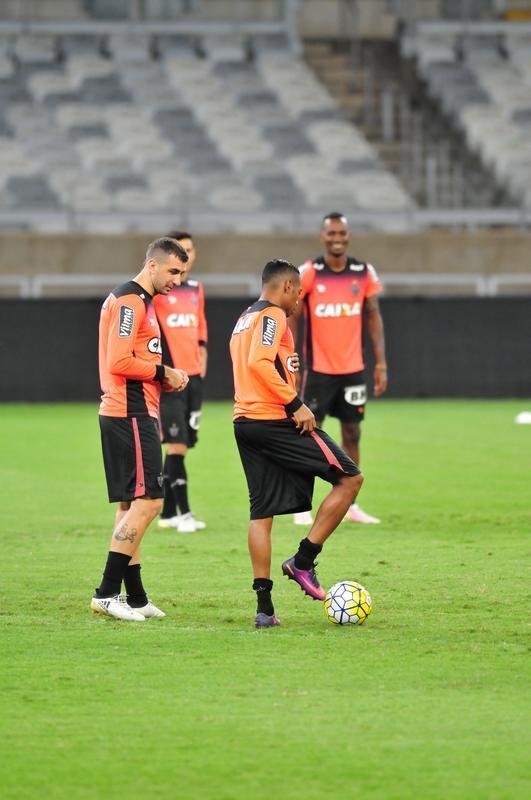 Imagens do treino do Atltico no Mineiro