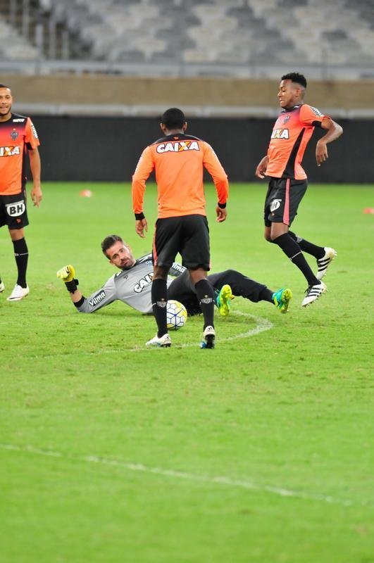 Imagens do treino do Atltico no Mineiro