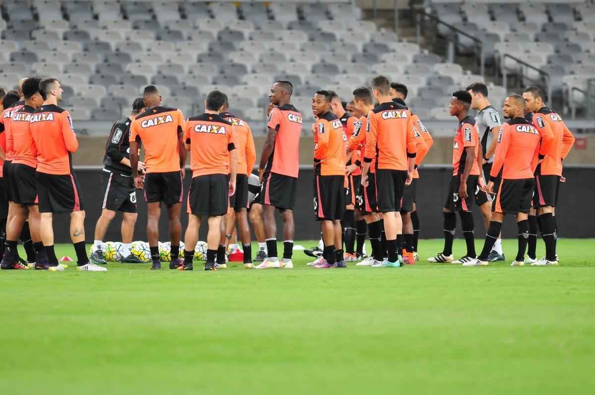 Imagens do treino do Atltico no Mineiro