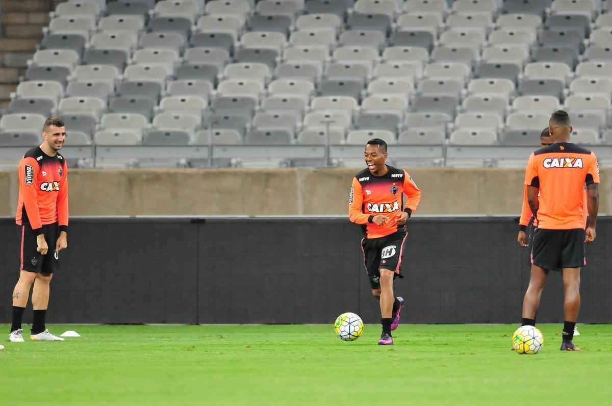 Imagens do treino do Atltico no Mineiro