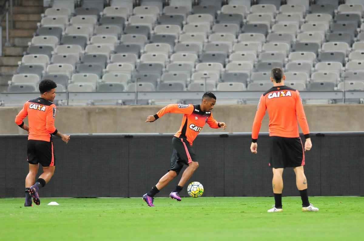 Imagens do treino do Atltico no Mineiro