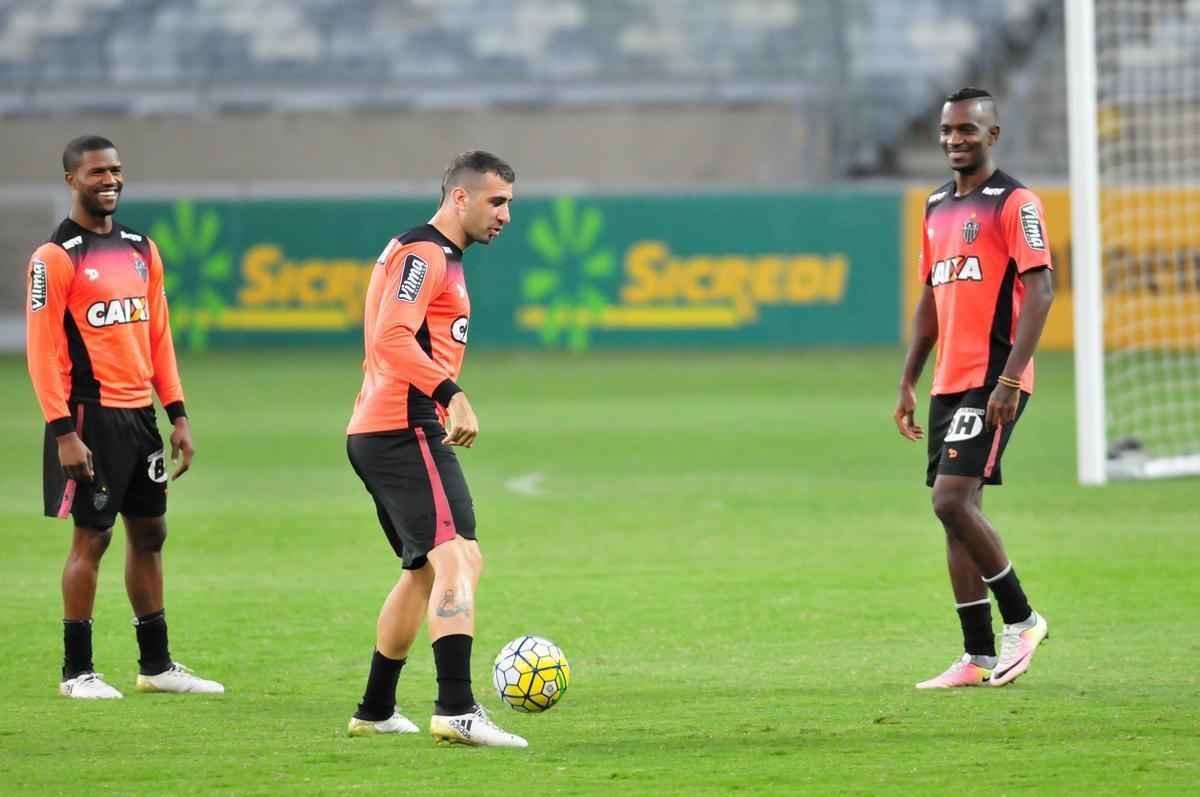 Imagens do treino do Atltico no Mineiro