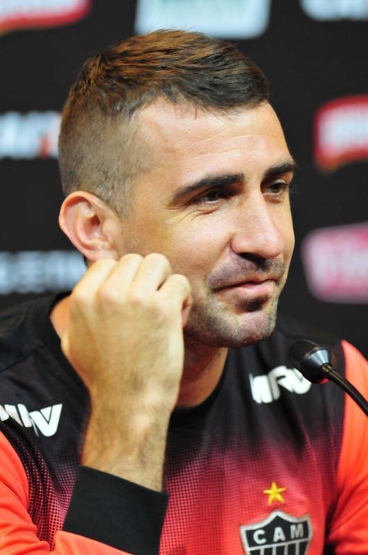 Lucas Pratto participou da entrevista coletiva