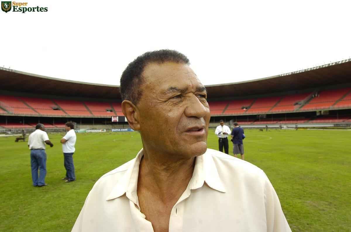 Em 2006, no aniversrio de 40 anos do ttulo da Taa Brasil de 1966, reportagem do Estado de Minas e do Superesportes reuniu no Mineiro alguns dos craques do Cruzeiro: Z Carlos, William, Procpio, Neco (foto), Natal, Dirceu Lopes, Evaldo e Tosto.
