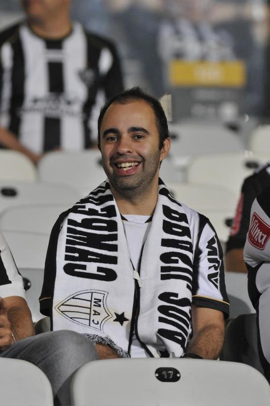 Imagens das torcidas de Atltico e Grmio, no Mineiro, pela deciso da Copa do Brasil