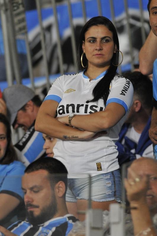 Imagens das torcidas de Atltico e Grmio, no Mineiro, pela deciso da Copa do Brasil