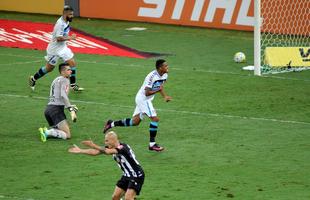 Pedro Rocha marcou o primeiro gol do Grmio e calou o Mineiro