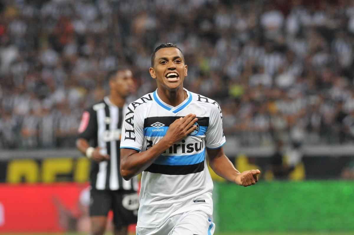 Pedro Rocha cala o Mineiro com primeiro gol do Grmio no jogo de ida da final da Copa do Brasil