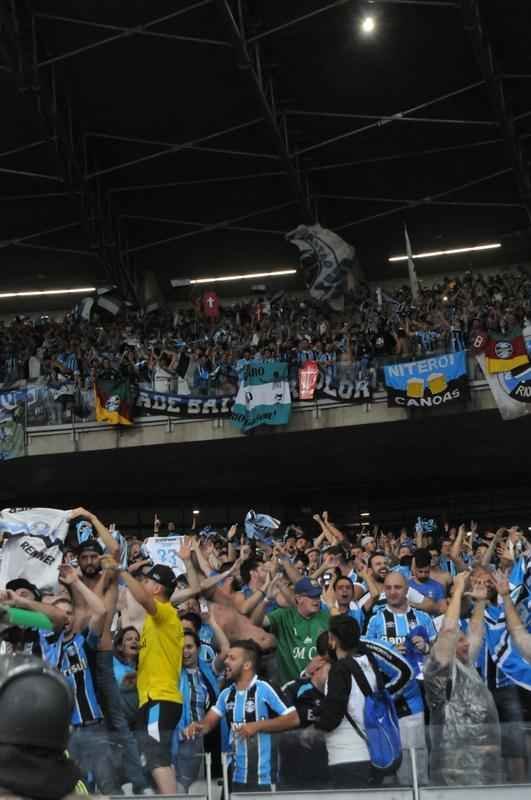 Pedro Rocha cala o Mineiro com primeiro gol do Grmio no jogo de ida da final da Copa do Brasil