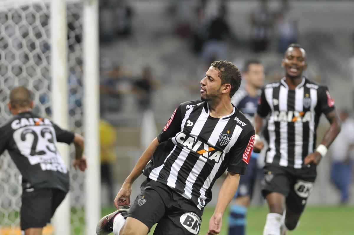 Gabriel marcou o gol de honra do Galo no Mineiro, no primeiro duelo da final, diminuindo para 2 a 1
