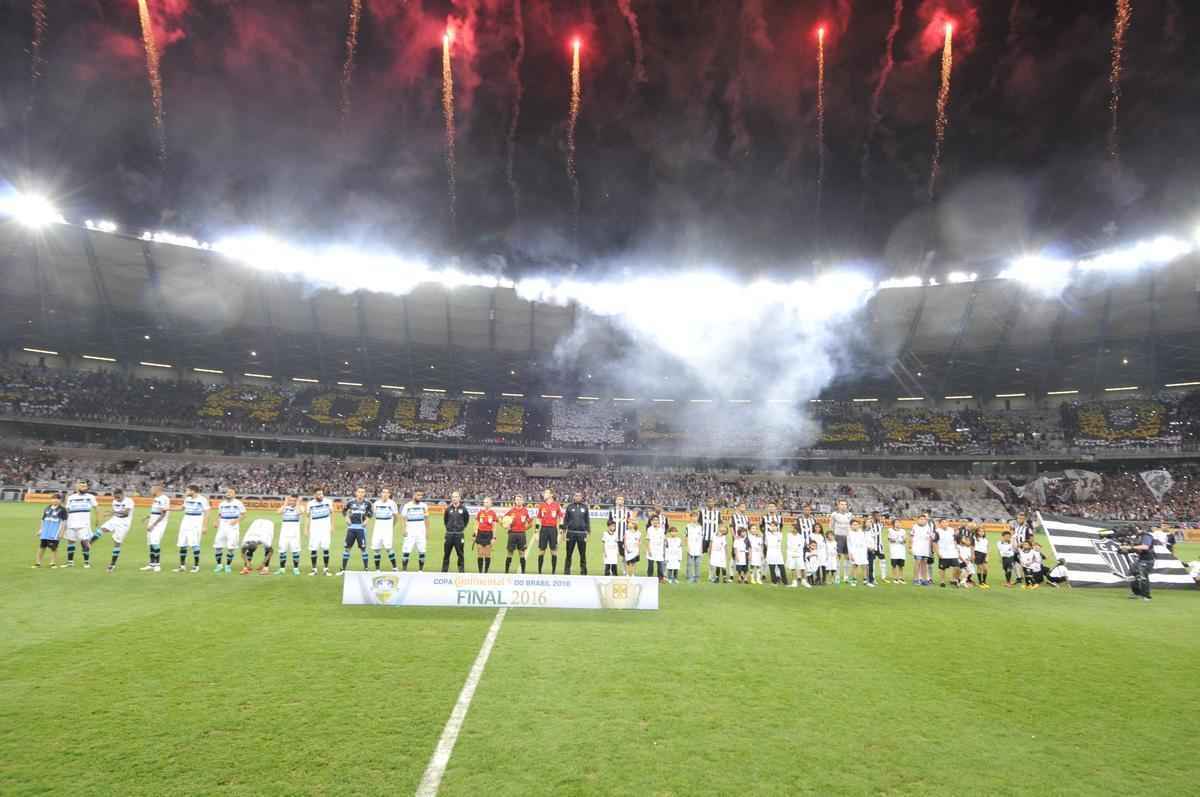 Mosaico 360 da torcida do Atltico no Mineiro na final da Copa do Brasil contra o Grmio