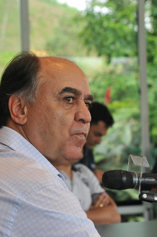 Tcnico Marcelo Oliveira deu entrevista de despedida na Cidade da Galo