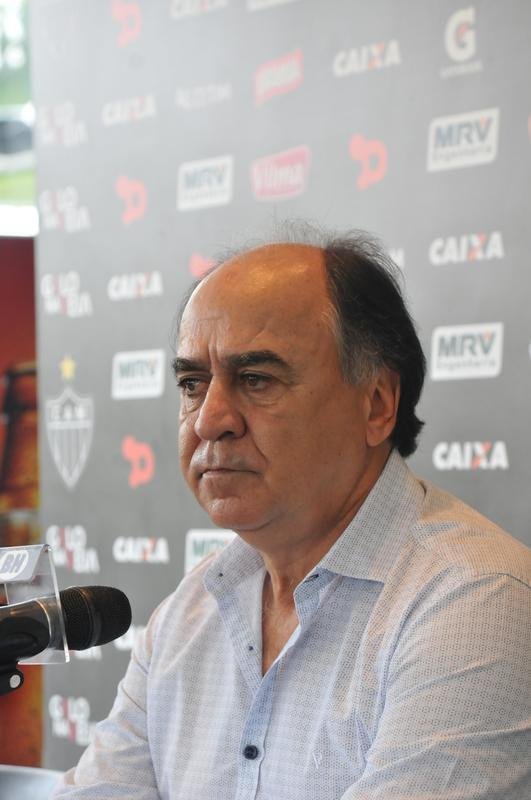 Tcnico Marcelo Oliveira deu entrevista de despedida na Cidade da Galo