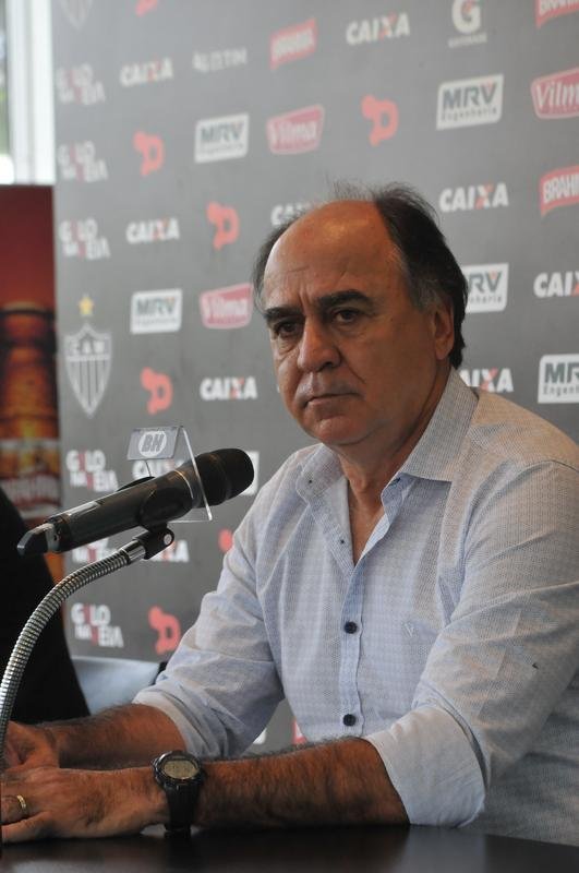 Tcnico Marcelo Oliveira deu entrevista de despedida na Cidade da Galo