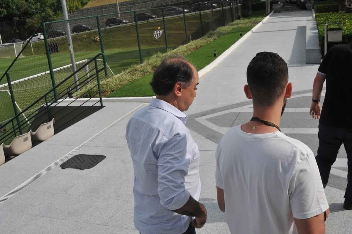 Tcnico Marcelo Oliveira deu entrevista de despedida na Cidade da Galo