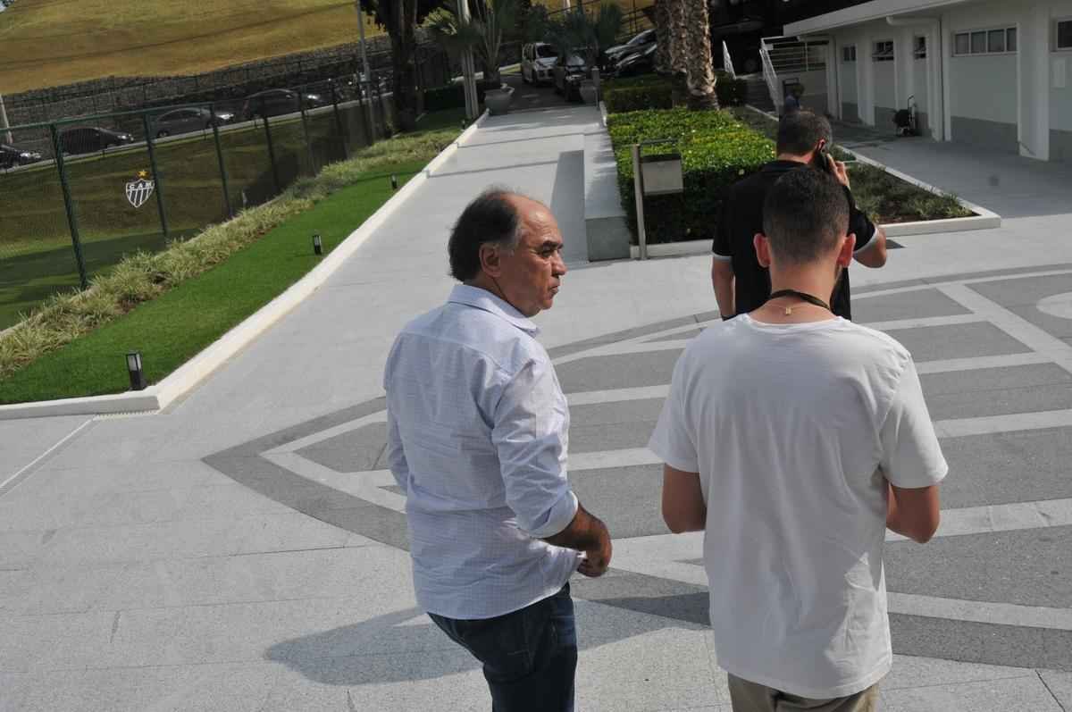 Tcnico Marcelo Oliveira deu entrevista de despedida na Cidade da Galo
